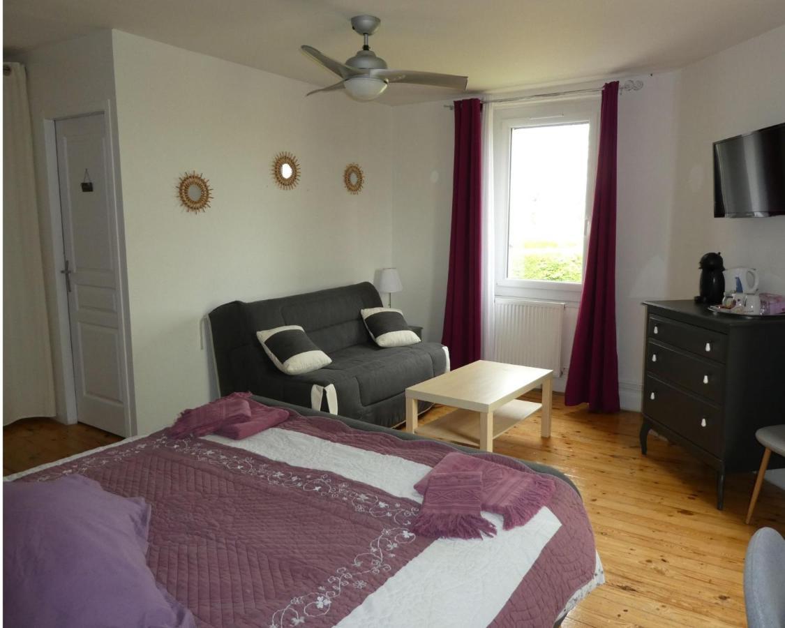 Chambres D'Hotes La Vigneronne Senouillac Exterior photo
