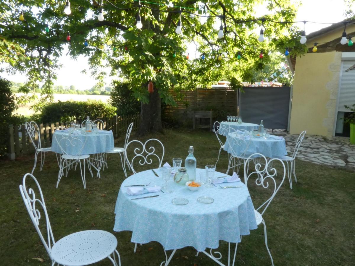 Chambres D'Hotes La Vigneronne Senouillac Exterior photo