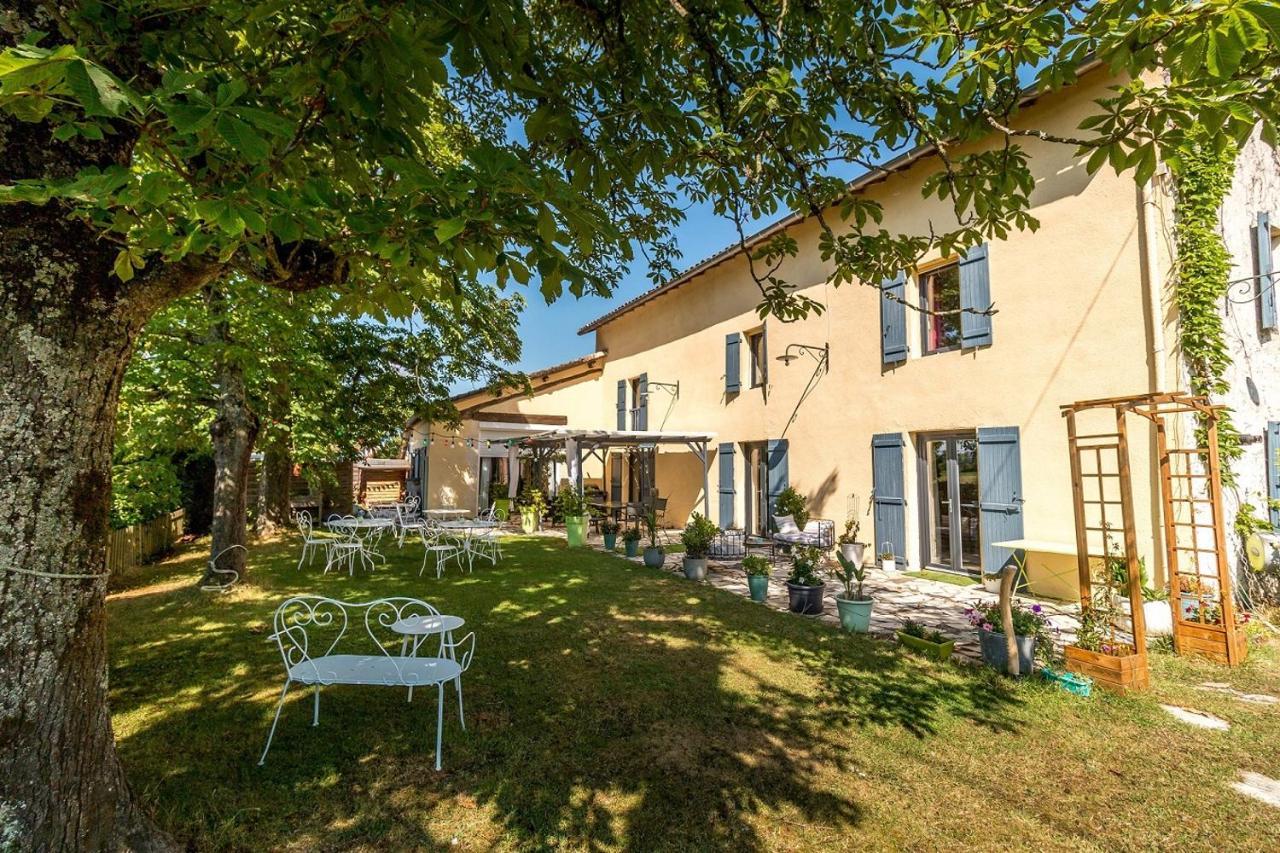 Chambres D'Hotes La Vigneronne Senouillac Exterior photo