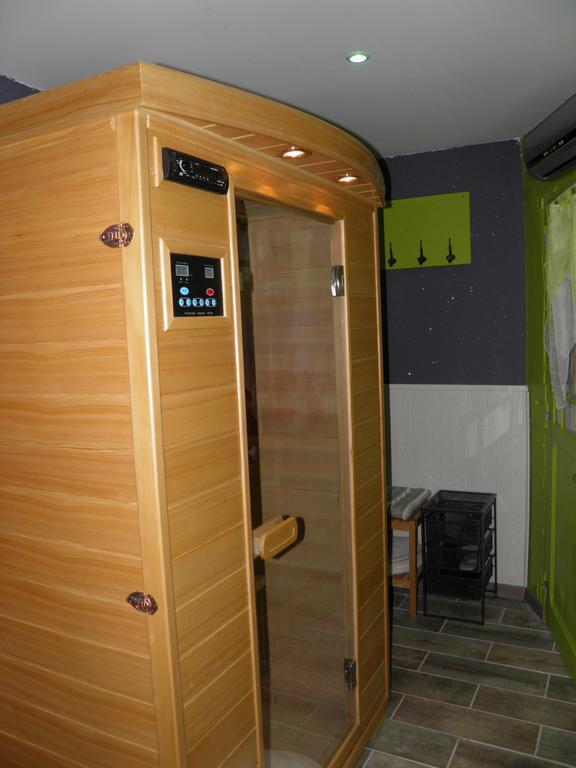 Chambres D'Hotes La Vigneronne Senouillac Exterior photo