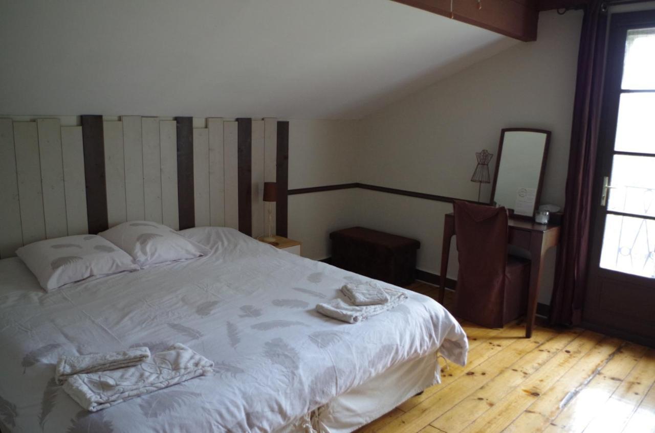 Chambres D'Hotes La Vigneronne Senouillac Exterior photo