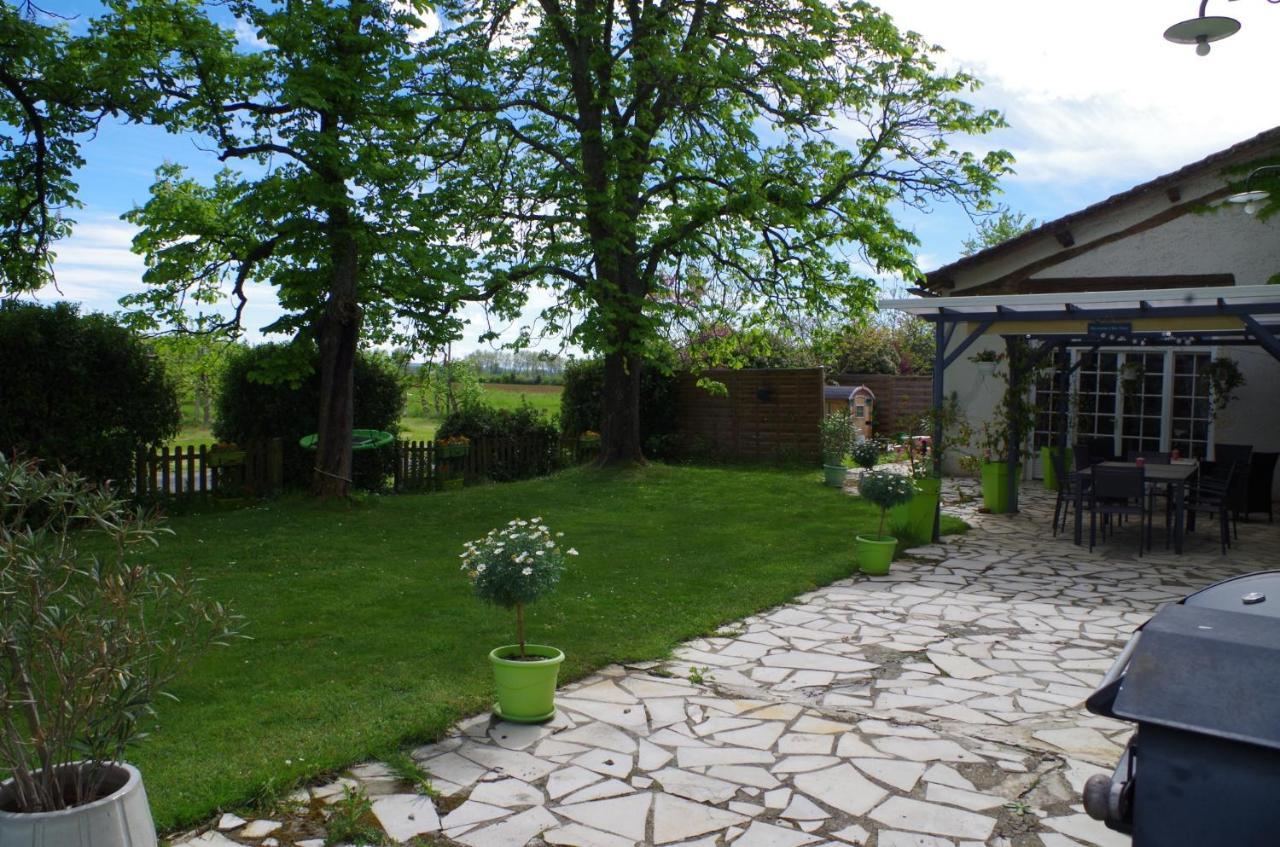 Chambres D'Hotes La Vigneronne Senouillac Exterior photo